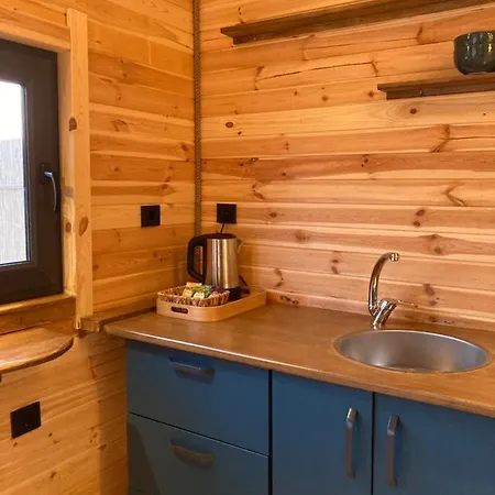 Campingplads Baraqa Hoolbox *